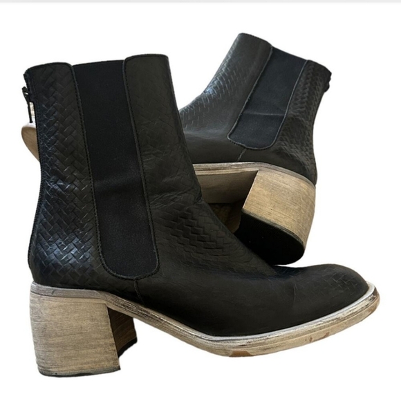 Free People Essential Chelsea boot - Picture 4 of 7